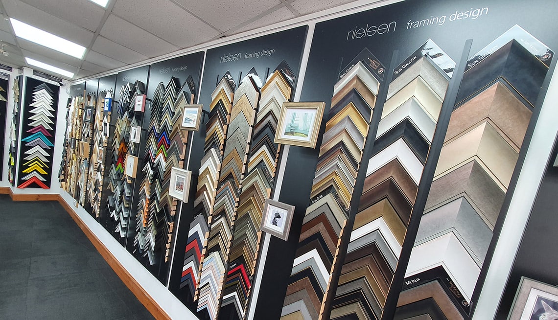 About Us - Ian Kenny Framing Lanarkshire