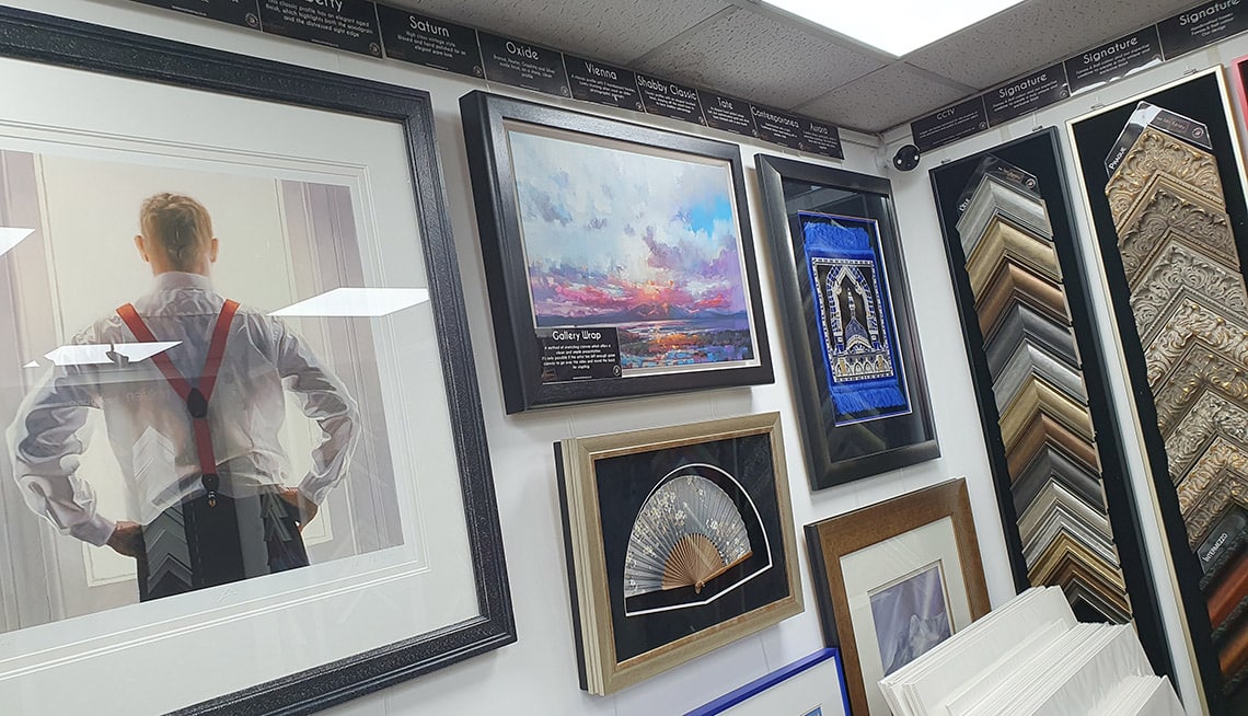 About Us - Ian Kenny Framing Lanarkshire